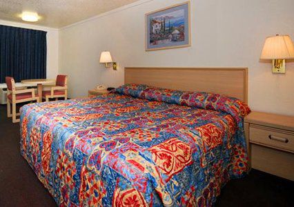 Austin Town Inn Austintown Chambre photo