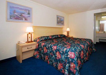 Austin Town Inn Austintown Chambre photo
