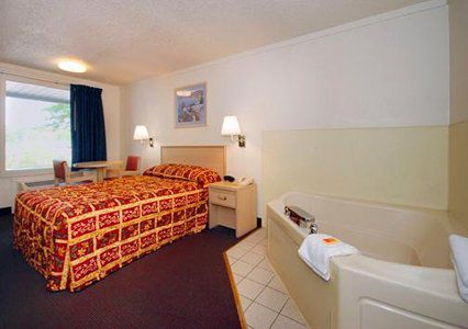 Austin Town Inn Austintown Chambre photo